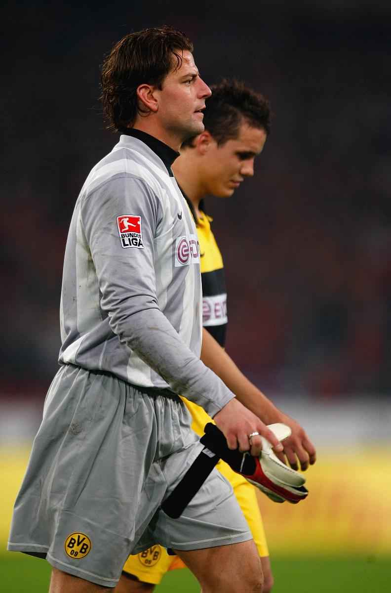 欧冠清晨走向成谜，阿斯顿维拉遗憾出局，话题不断，球队文化再被提及的简单介绍