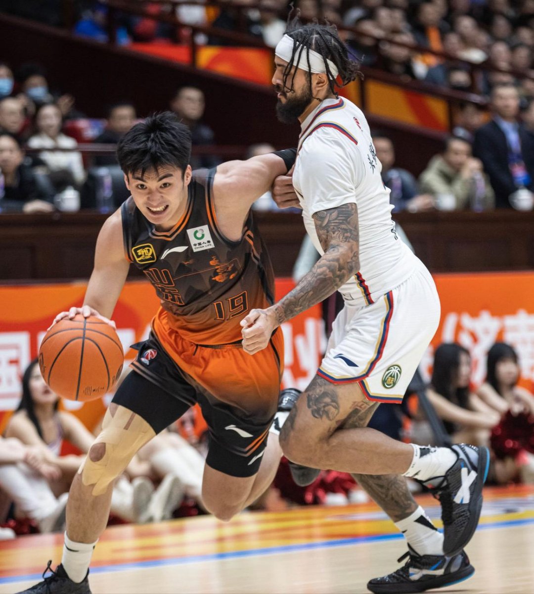 cba季后赛打多少场