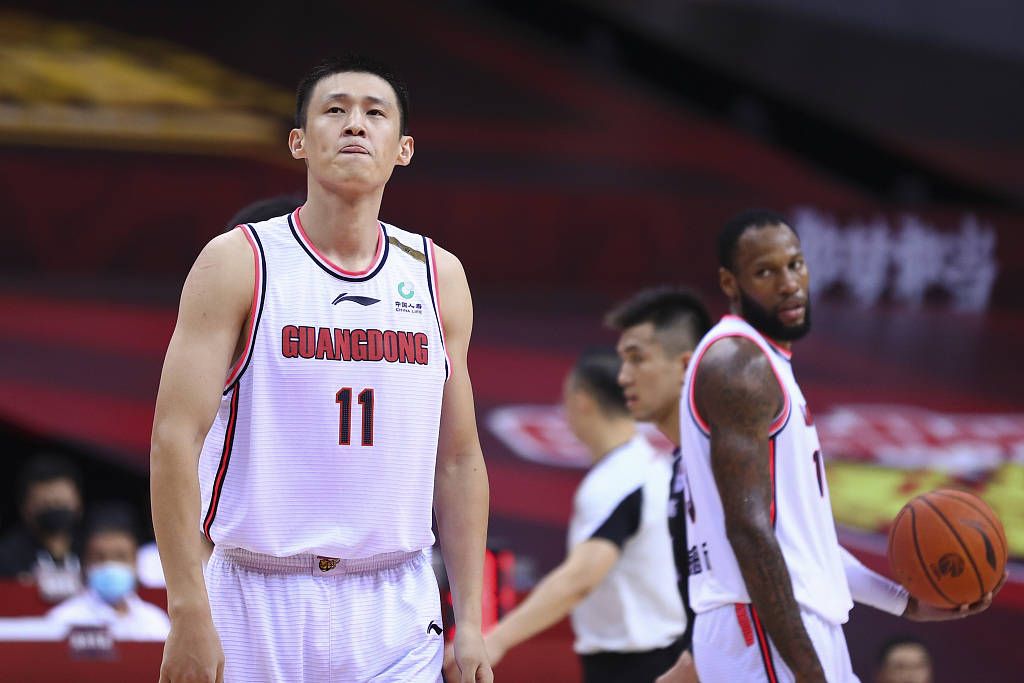 关于费城76人发布备战花絮；关键时刻队长鼓劲；意大利杯任务艰巨；临场指挥获称赞的信息