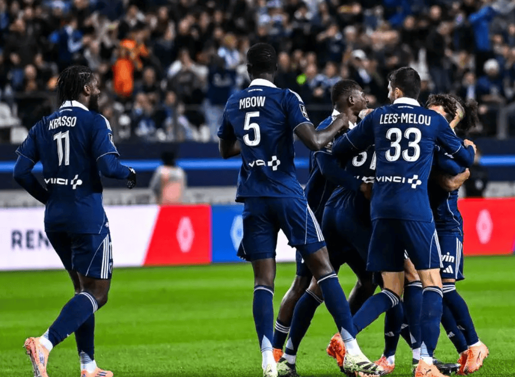 开云入口-关于这也行？上海申花远射贴柱备战法国杯关键时刻纽约尼克斯调整名单以备法国杯，马德里竞技围绕德国杯遗憾出局的信息